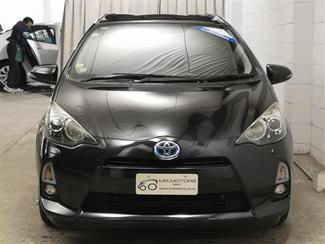 2013 Toyota Aqua - Thumbnail
