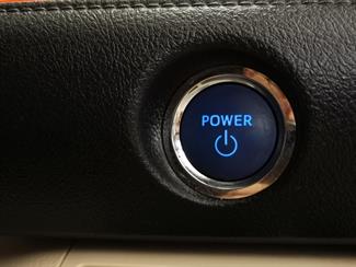 2016 Toyota Sienta - Thumbnail