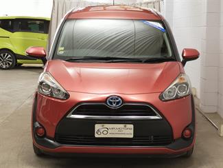 2016 Toyota Sienta - Thumbnail