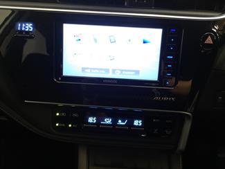 2016 Toyota Auris - Thumbnail