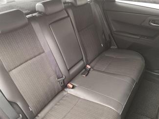 2016 Toyota Auris - Thumbnail