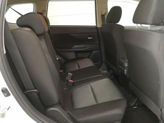 2014 Mitsubishi Outlander - Thumbnail