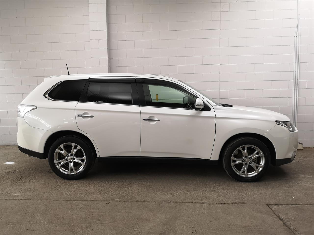 2014 Mitsubishi Outlander