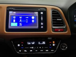 2014 Honda Vezel - Thumbnail