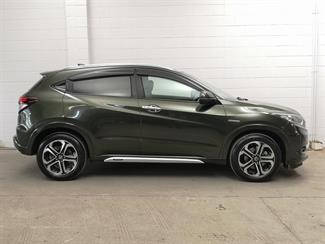 2014 Honda Vezel - Thumbnail