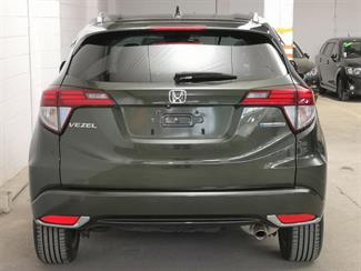 2014 Honda Vezel - Thumbnail