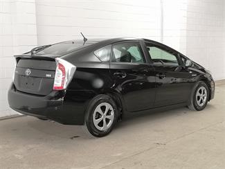 2013 Toyota Prius - Thumbnail