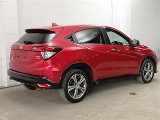 2016 Honda Vezel - Thumbnail