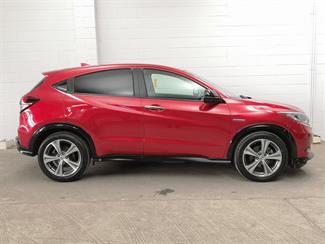 2016 Honda Vezel - Thumbnail