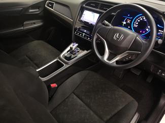 2016 Honda Shuttle - Thumbnail