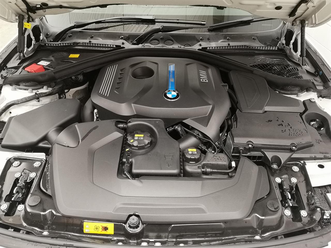 2016 BMW 330e