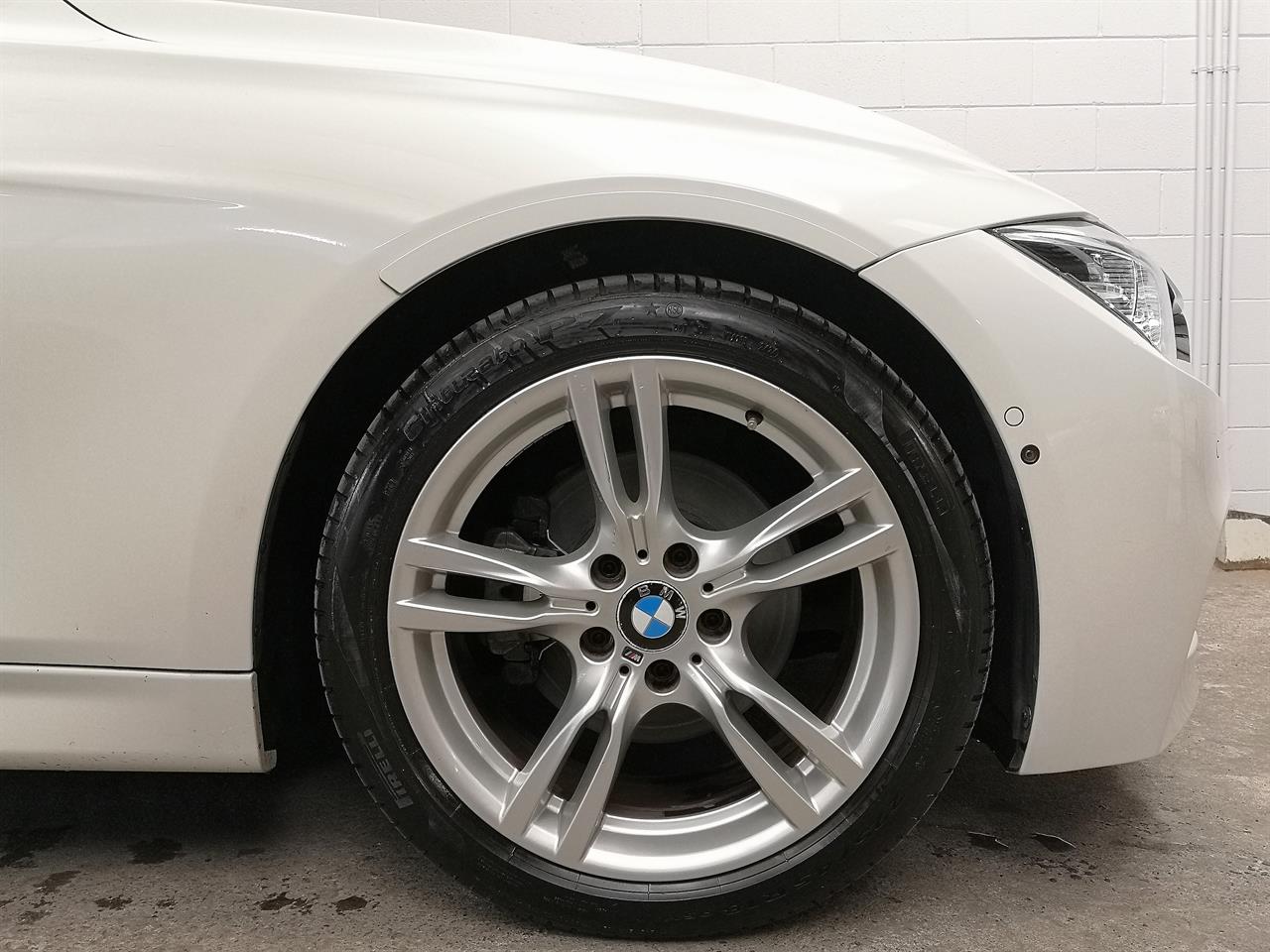 2016 BMW 330e