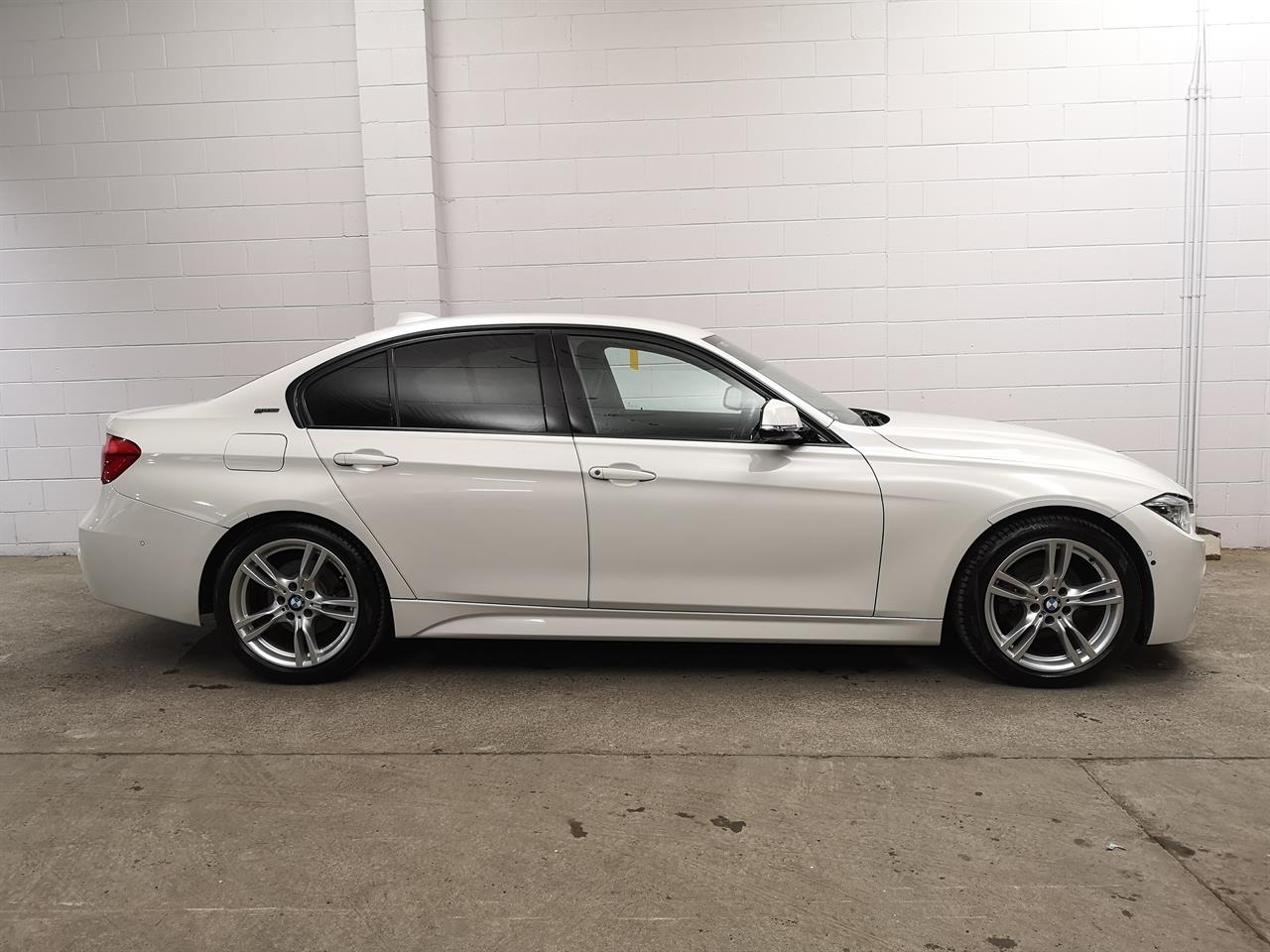 2016 BMW 330e
