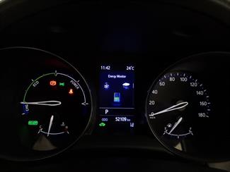 2020 Toyota C-HR - Thumbnail