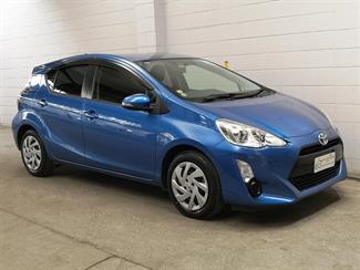 2015 Toyota Aqua - Thumbnail