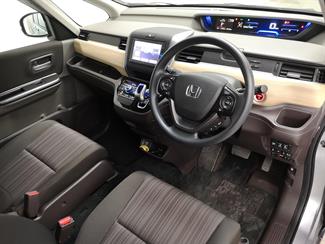 2017 Honda Freed - Thumbnail
