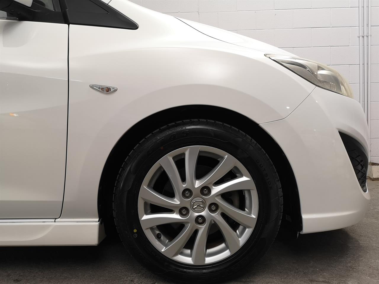 2012 Mazda Premacy