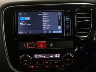 2017 Mitsubishi Outlander - Thumbnail