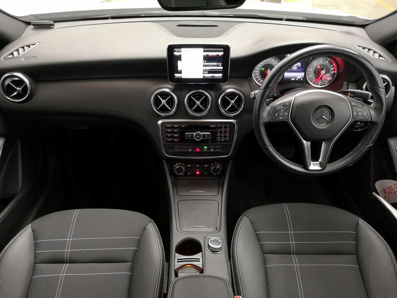 2013 Mercedes-Benz A 180