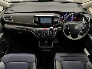 2015 Honda Odyssey - Thumbnail