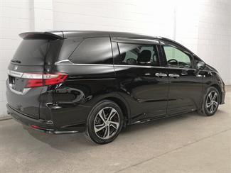 2015 Honda Odyssey - Thumbnail