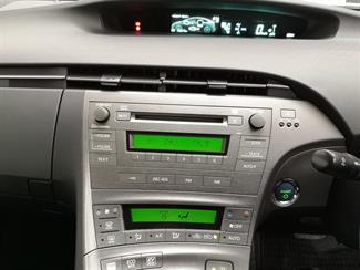 2013 Toyota Prius - Thumbnail