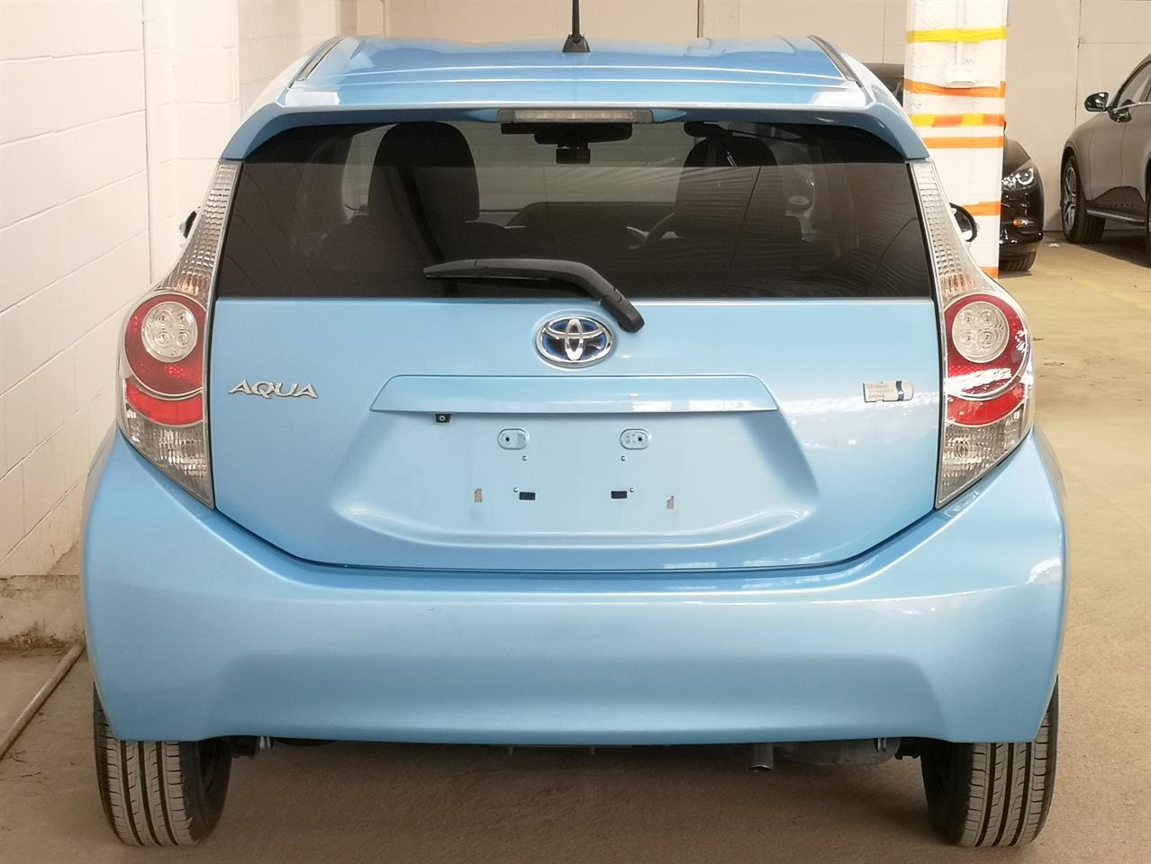 2013 Toyota Aqua