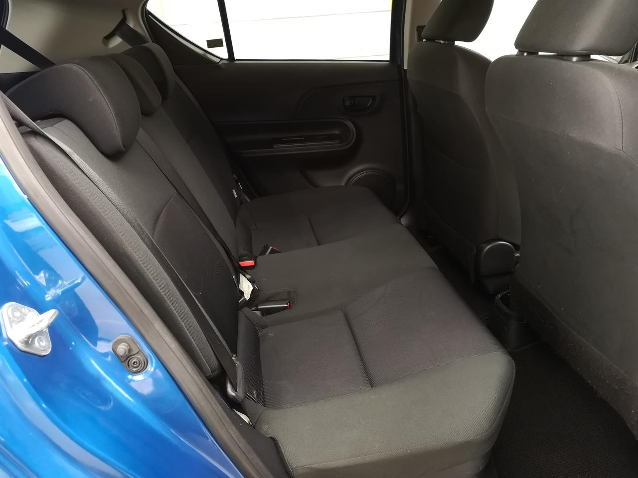 2015 Toyota Aqua