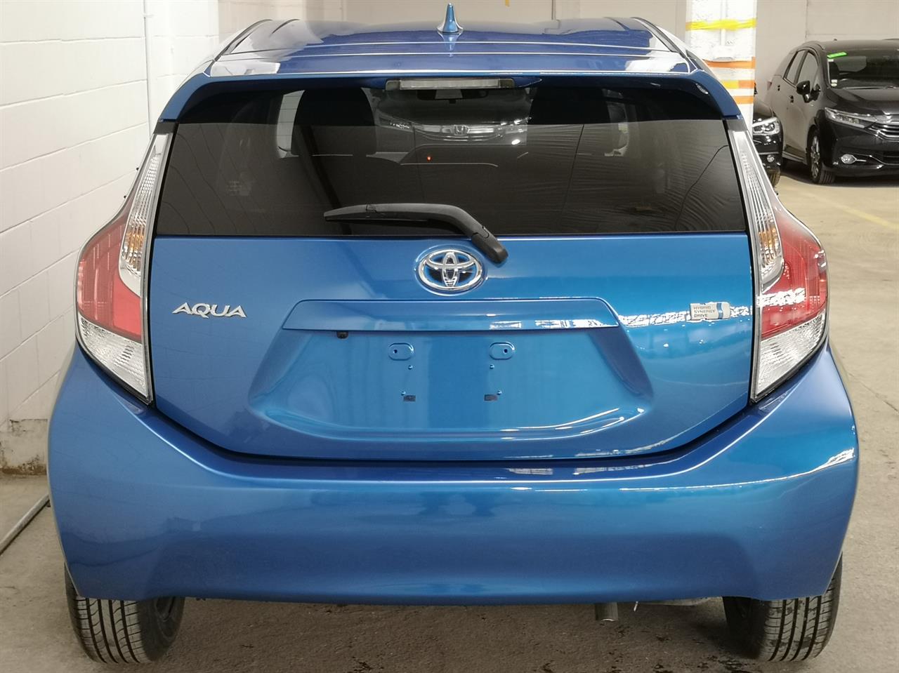 2015 Toyota Aqua