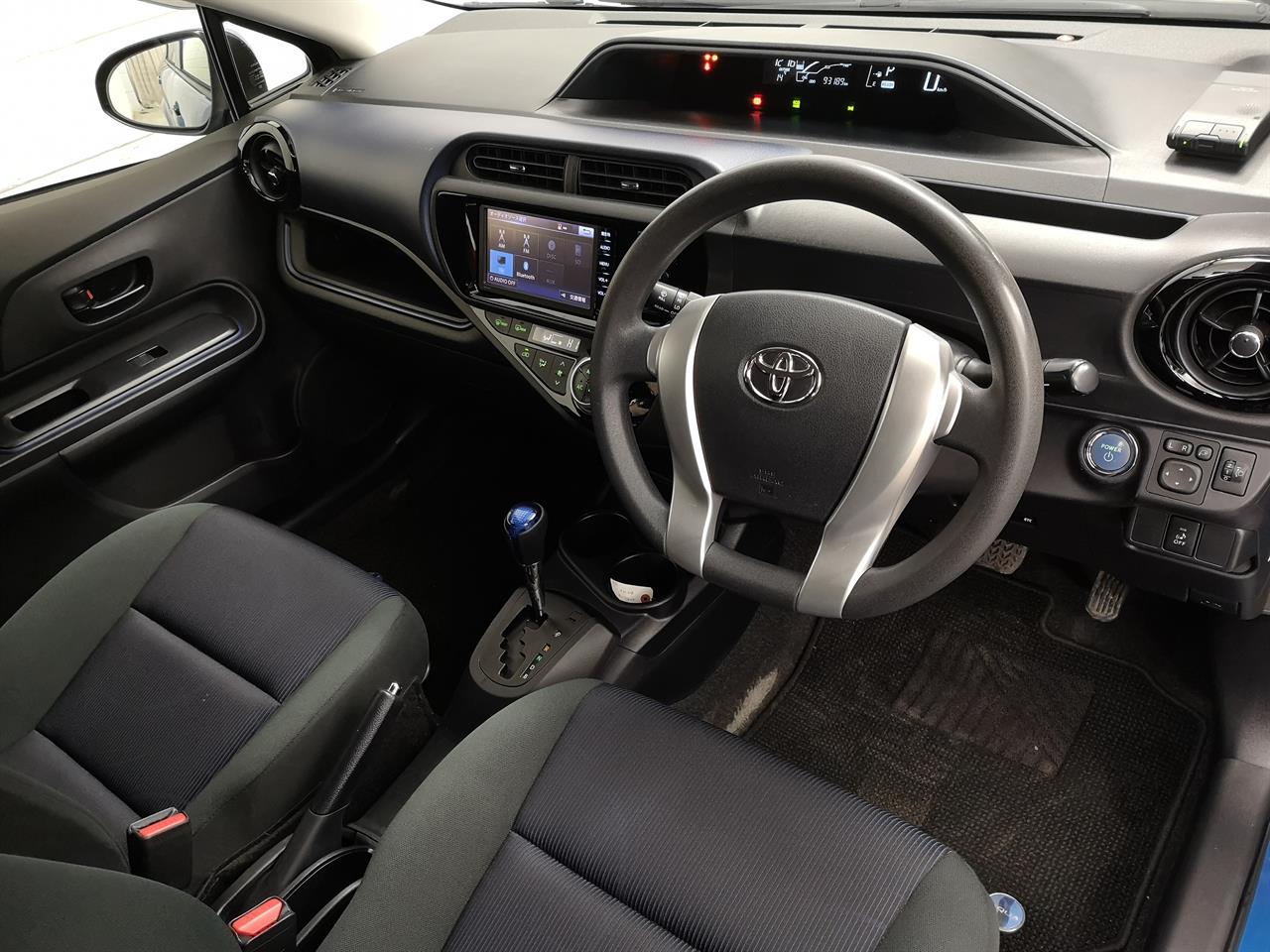 2015 Toyota Aqua