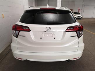 2016 Honda Vezel - Thumbnail