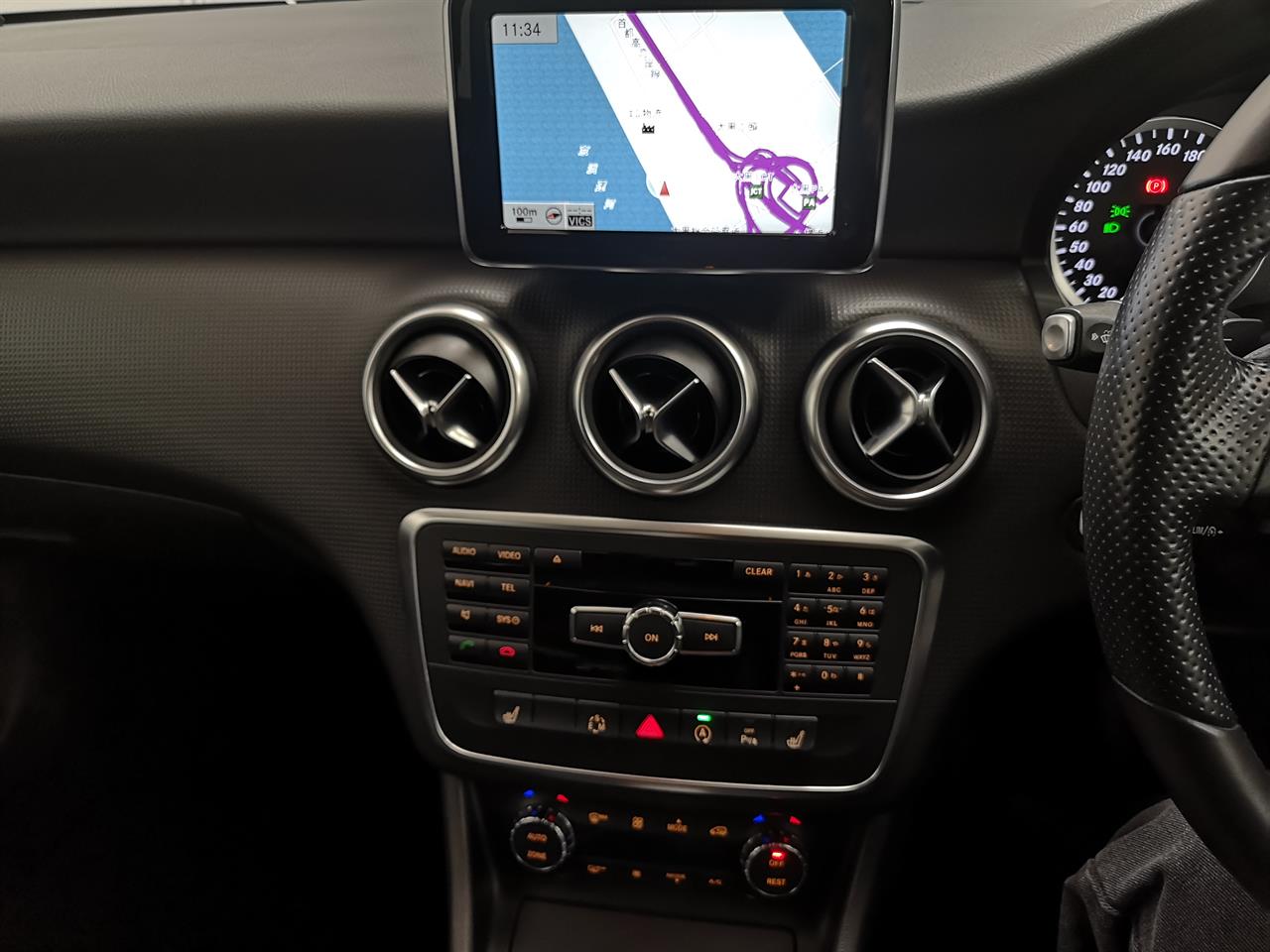 2015 Mercedes-Benz A 180