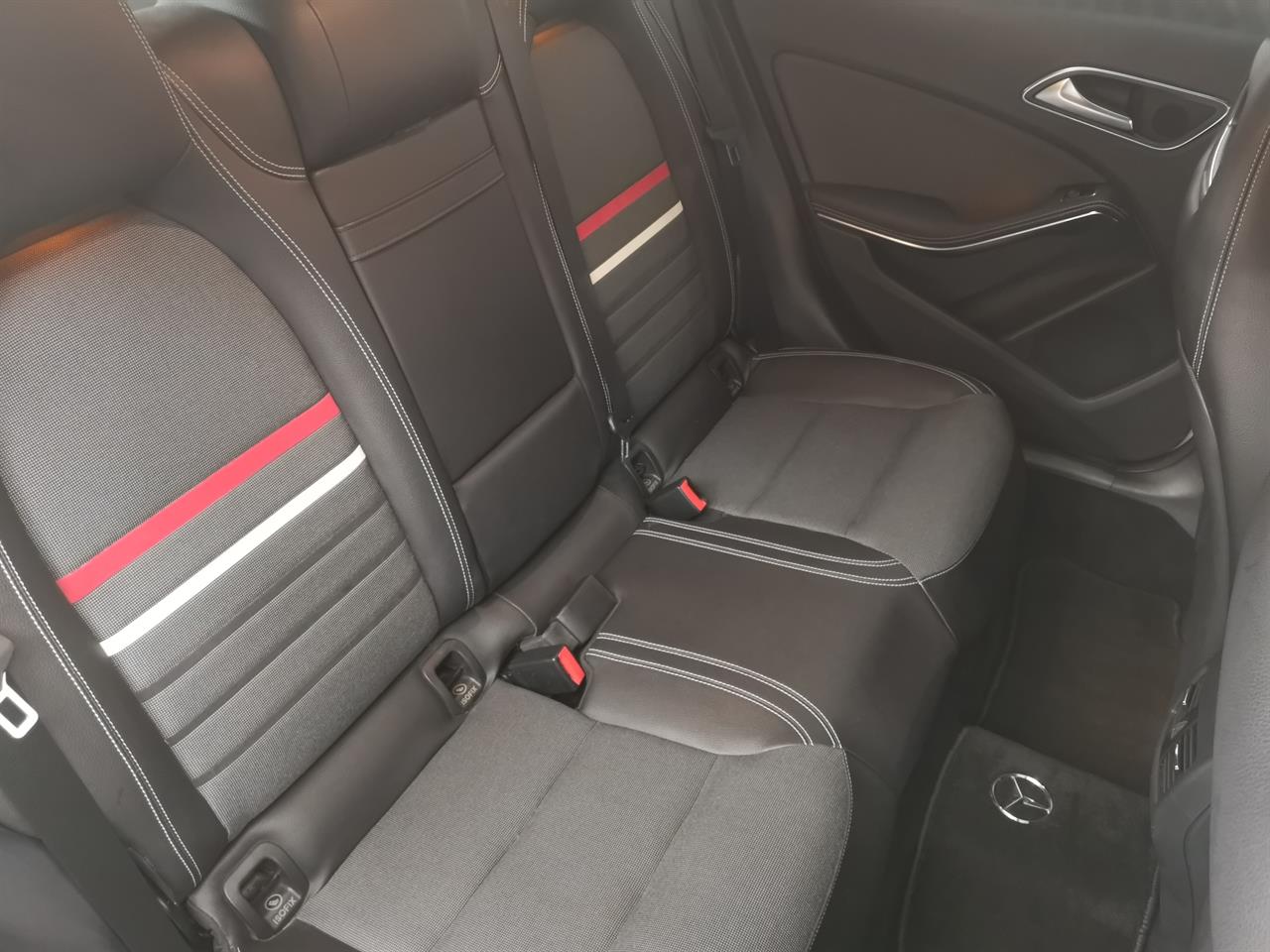 2015 Mercedes-Benz A 180