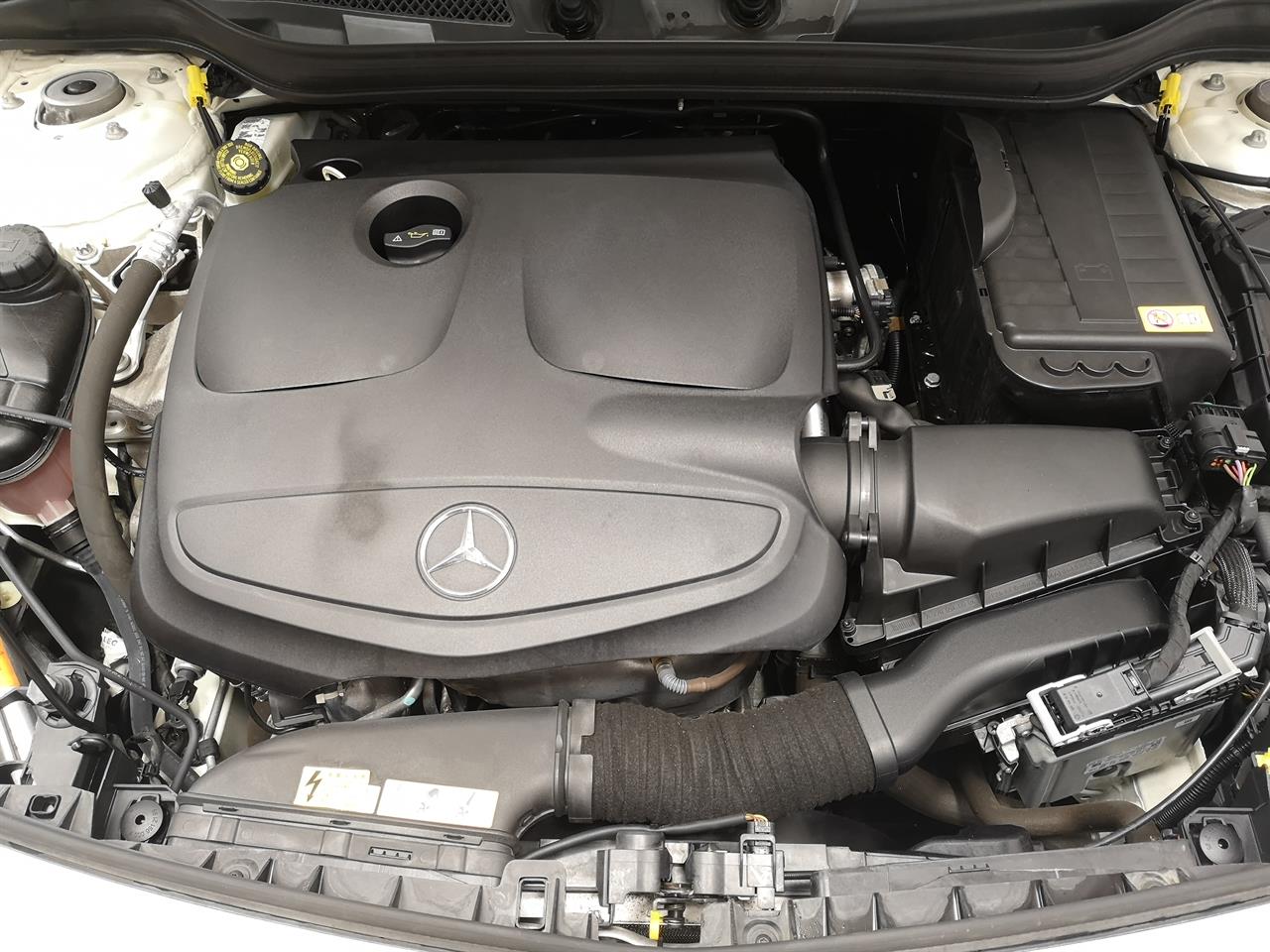 2015 Mercedes-Benz A 180