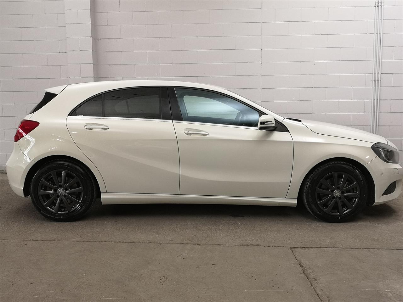 2015 Mercedes-Benz A 180