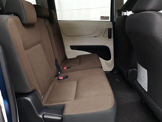 2016 Toyota Sienta - Thumbnail