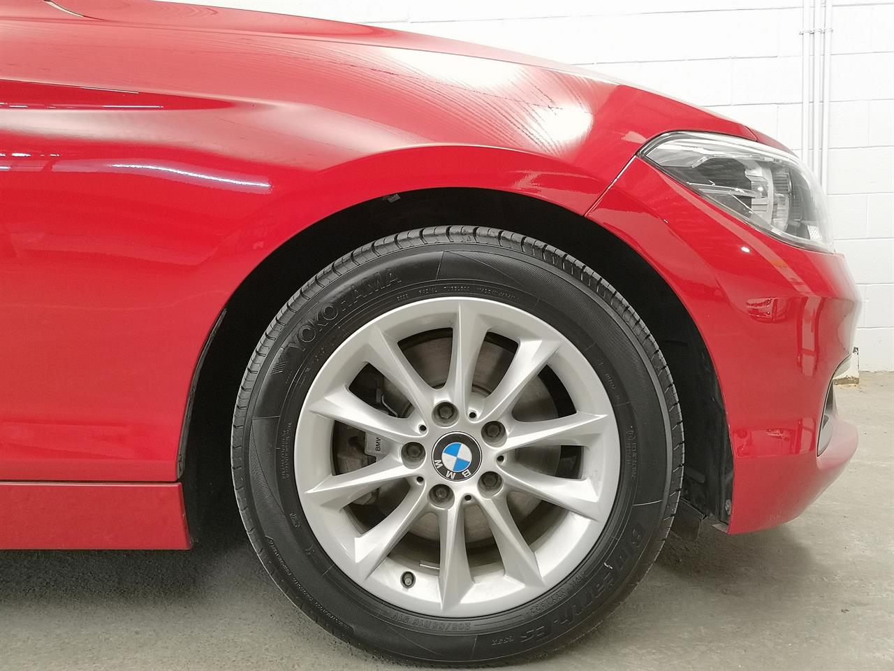 2015 BMW 118I