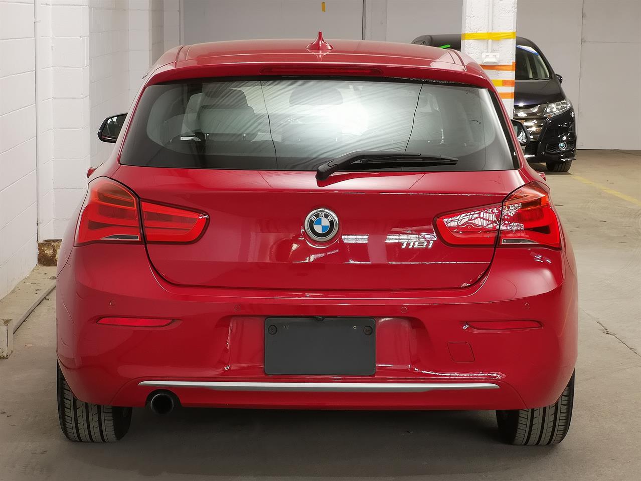 2015 BMW 118I