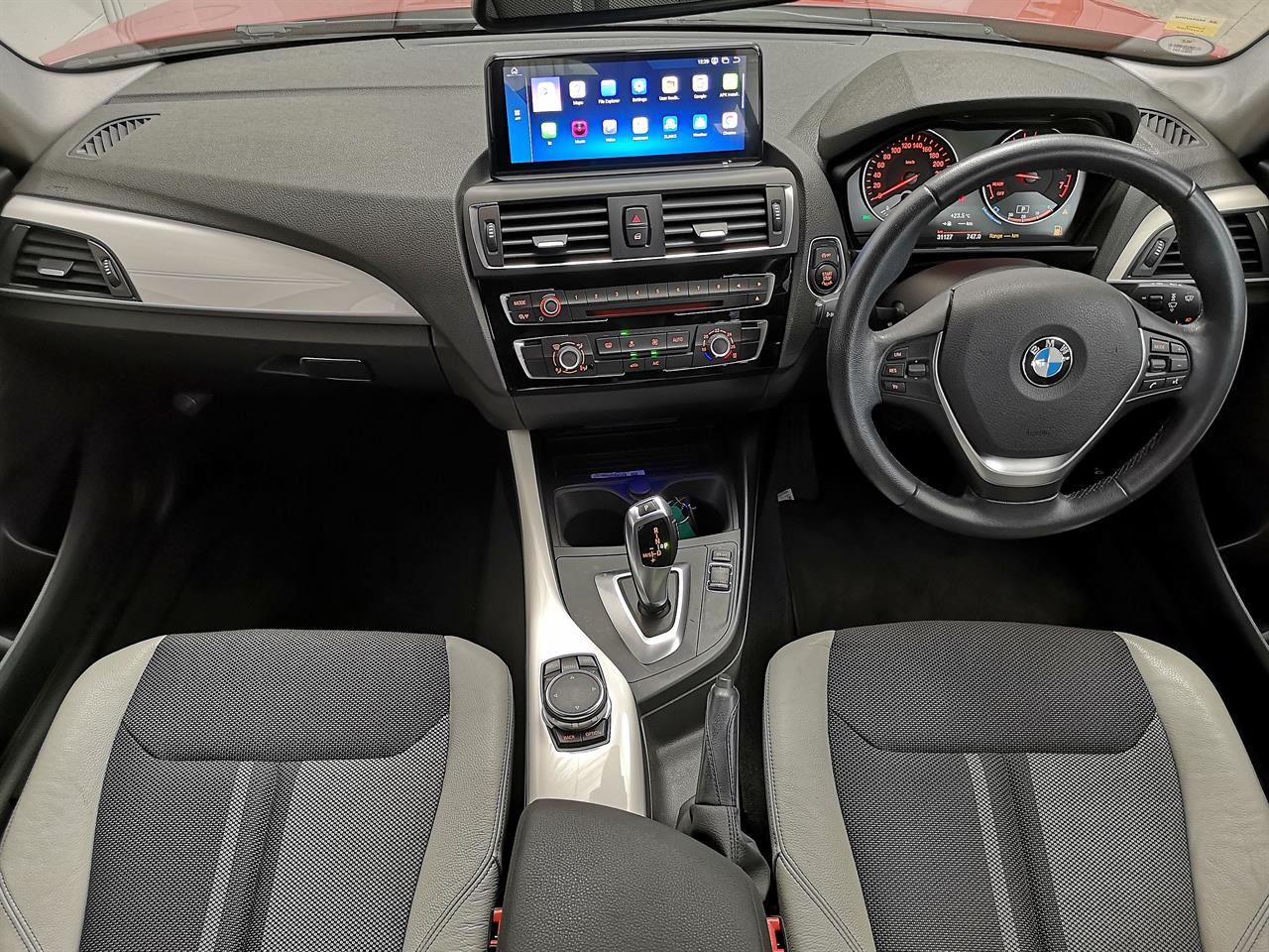 2015 BMW 118I