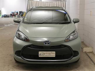 2022 Toyota Aqua - Thumbnail