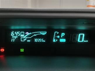 2012 Toyota Aqua - Thumbnail