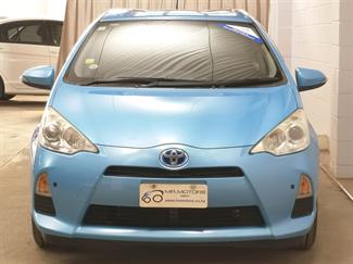 2012 Toyota Aqua - Thumbnail