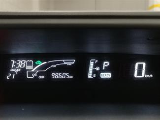 2015 Toyota Aqua - Thumbnail