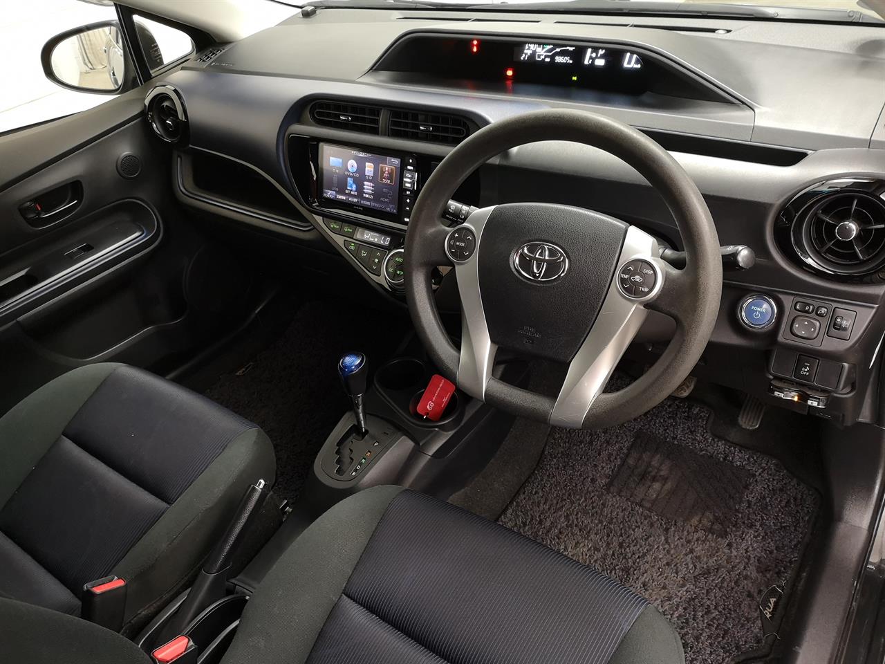 2015 Toyota Aqua