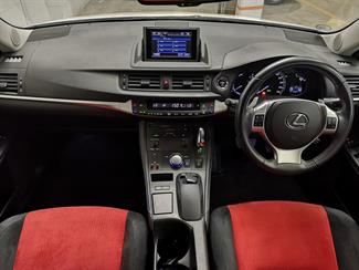 2013 Lexus CT200h - Thumbnail
