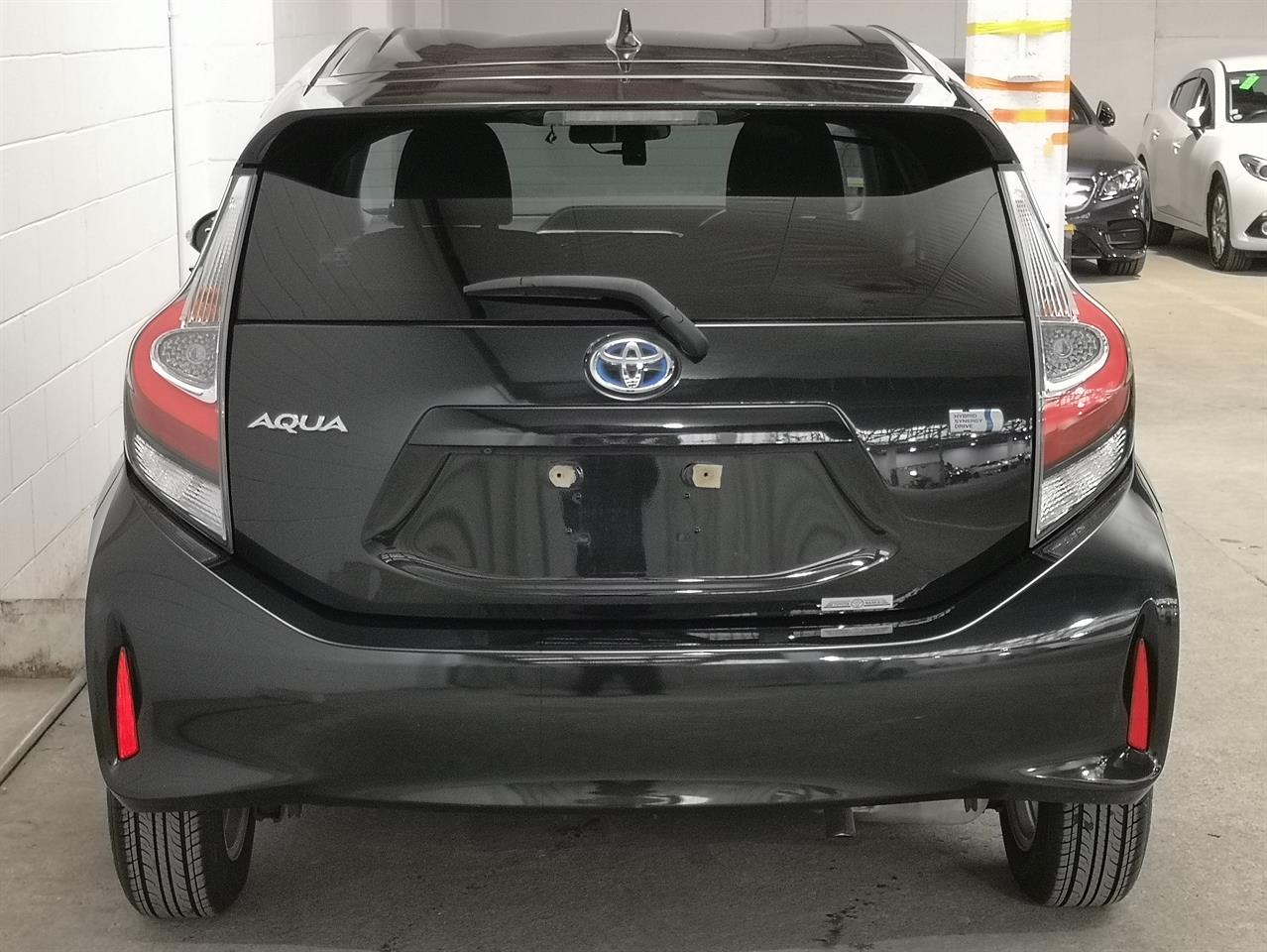 2017 Toyota Aqua