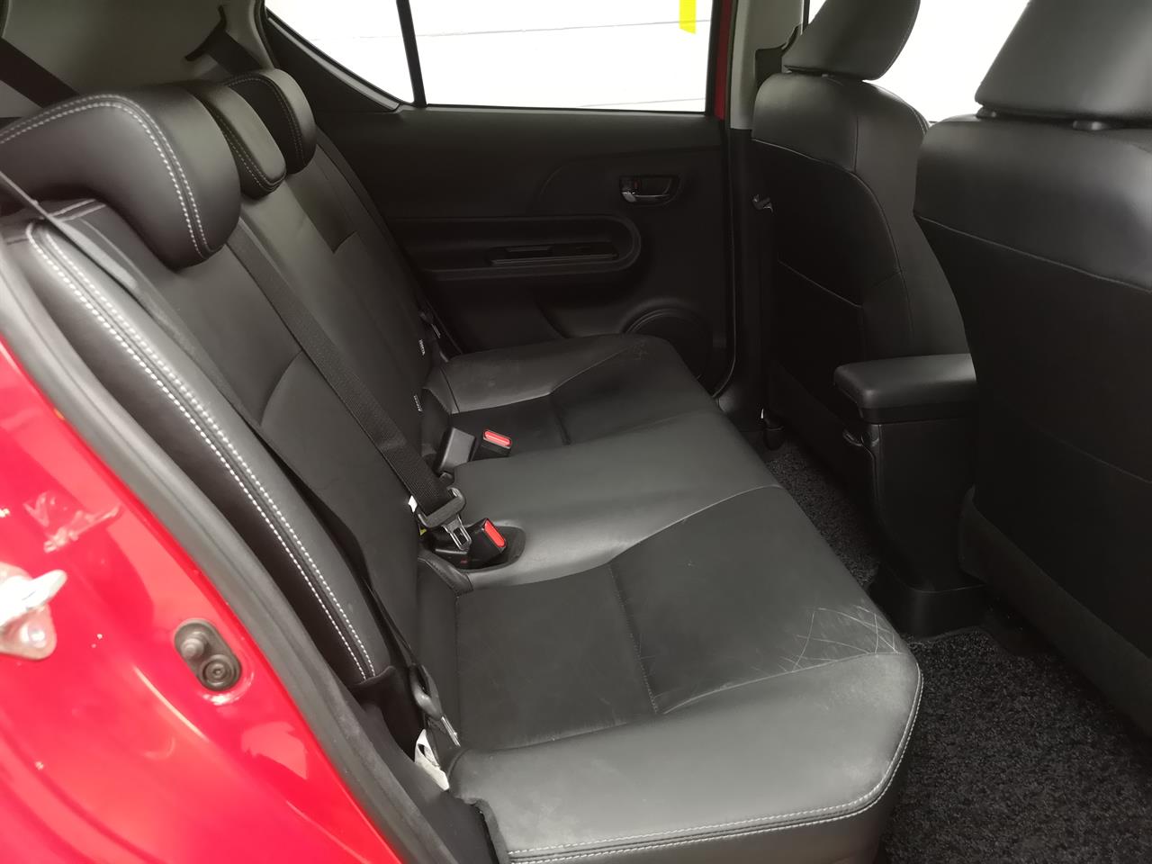 2013 Toyota Aqua