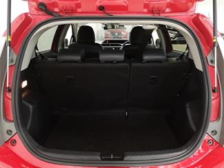 2013 Toyota Aqua - Thumbnail
