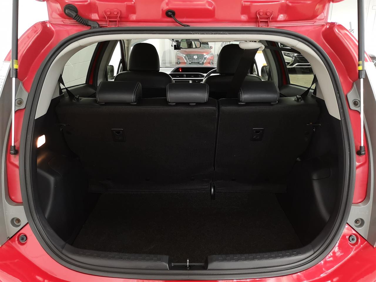 2013 Toyota Aqua