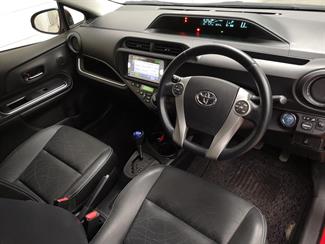 2013 Toyota Aqua - Thumbnail